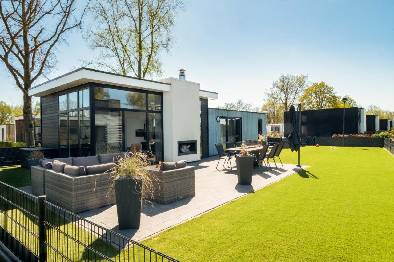 Cube Exclusive Plus mit Meerblick am Strand im EuroParcs Bad Hoophuizen Hulshorst Exterior foto
